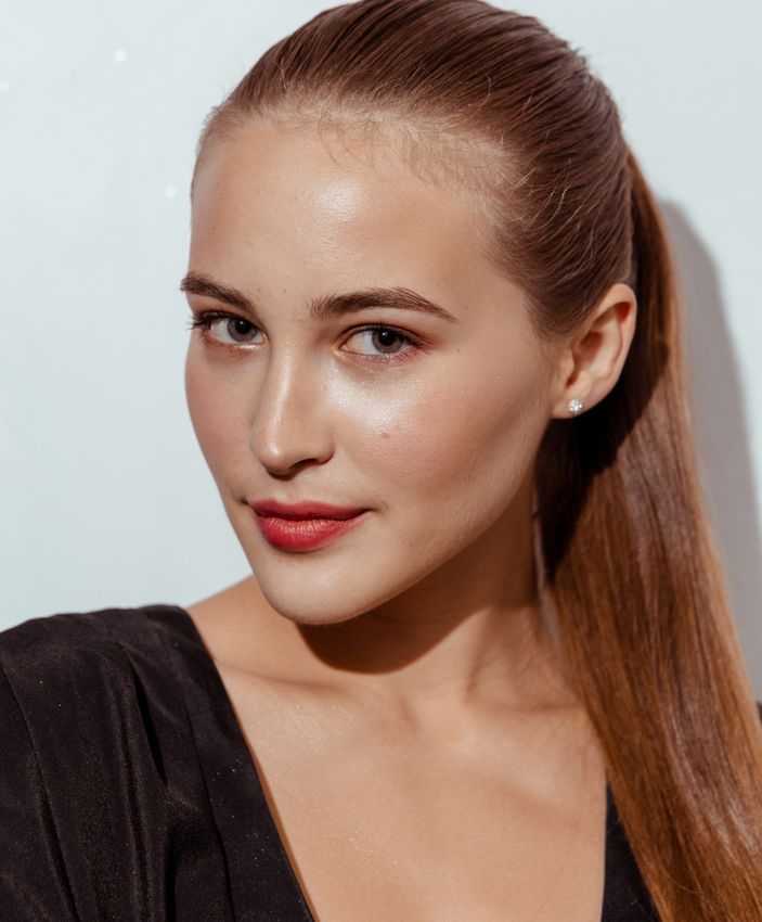 Newton neuromodulators model with red hair